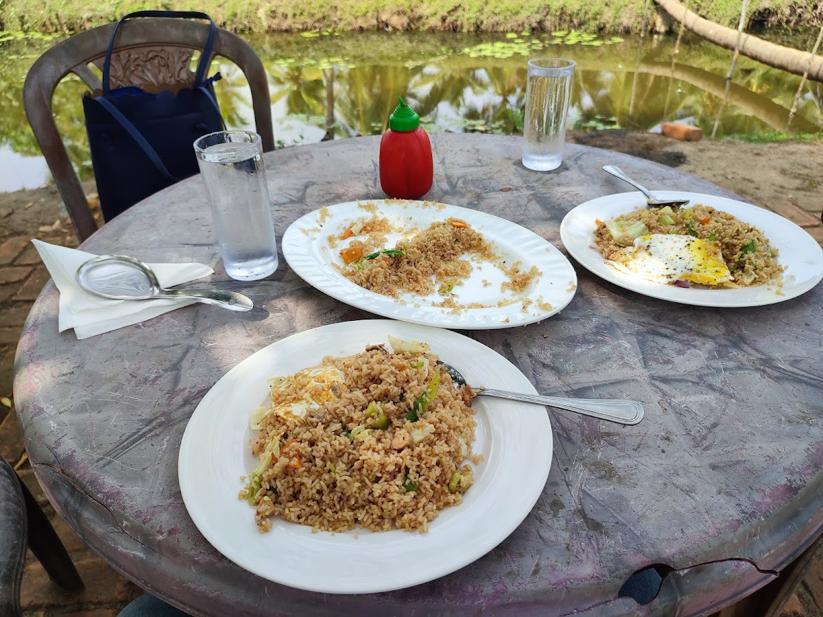 King And Queen Cantina-5